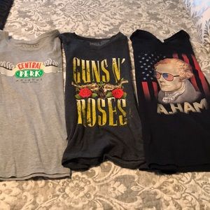 Bundle of 3 shirts